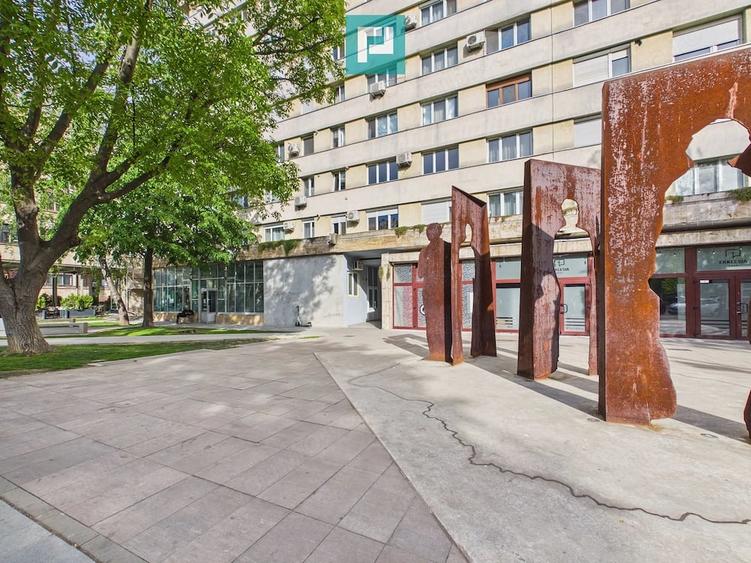 Apartament cu 3 camere decomandat în Ultracentral