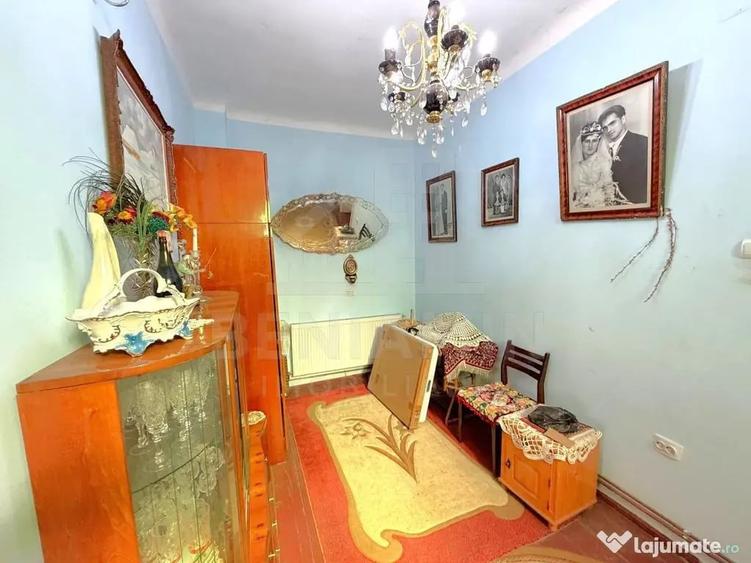 Casă cu 4 camere cu Teren 273 Mp în Central