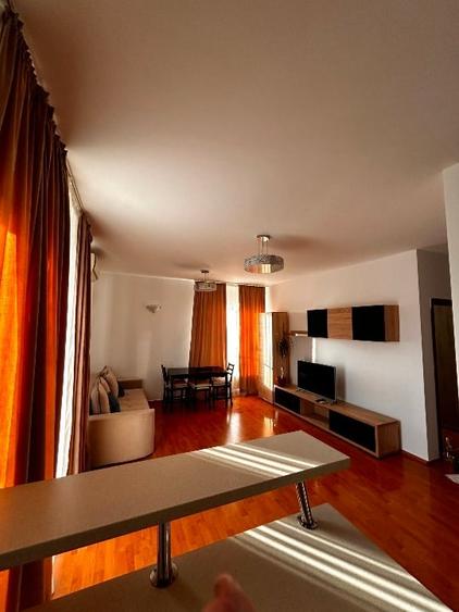 Apartament cu 2 camere, mobilat în Titan