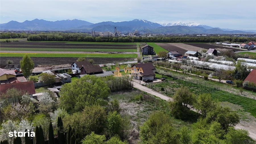Teren de 650 mp, în Stupini