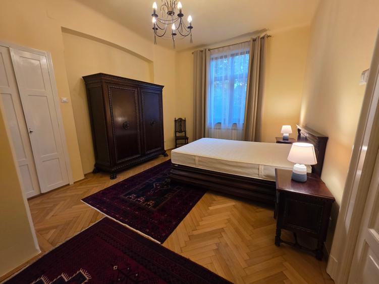 Apartament cu 4 camere în Dorobanți