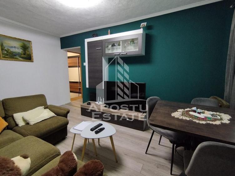 Apartament cu 3 camere semidecomandat, mobilat în Șagului