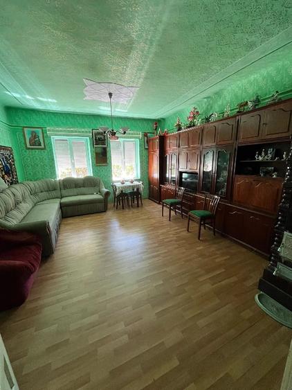 Casă cu 3 camere cu Teren 25 Mp în Central
