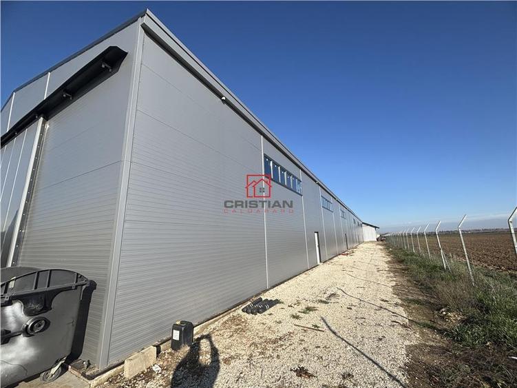 Spațiu comercial, de 600 mp, în Bolintin-Deal