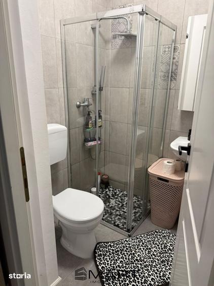 Apartament cu 3 camere decomandat, mobilat în Lazaret