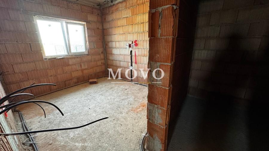 Duplex cu 3 camere cu Teren 310 Mp în Moșnița Nouă
