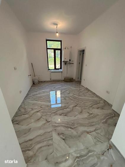 Spațiu comercial, de 55 mp, în Central