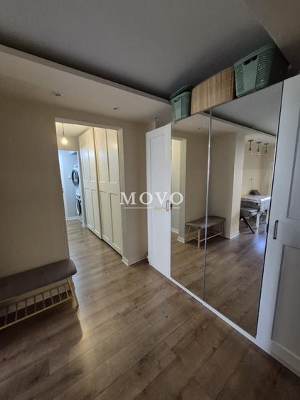 Apartament cu 3 camere decomandat, mobilat în Lipovei
