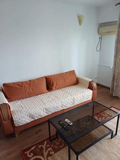 Garsonieră decomandată în Basarabia