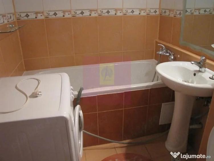 Garsonieră semidecomandată în Basarabia