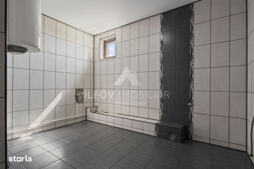 Casă cu 4 camere decomandat cu Teren 810 Mp în Dumbrăveni