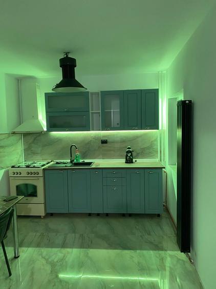 Apartament cu 4 camere decomandat în Brâncoveanu