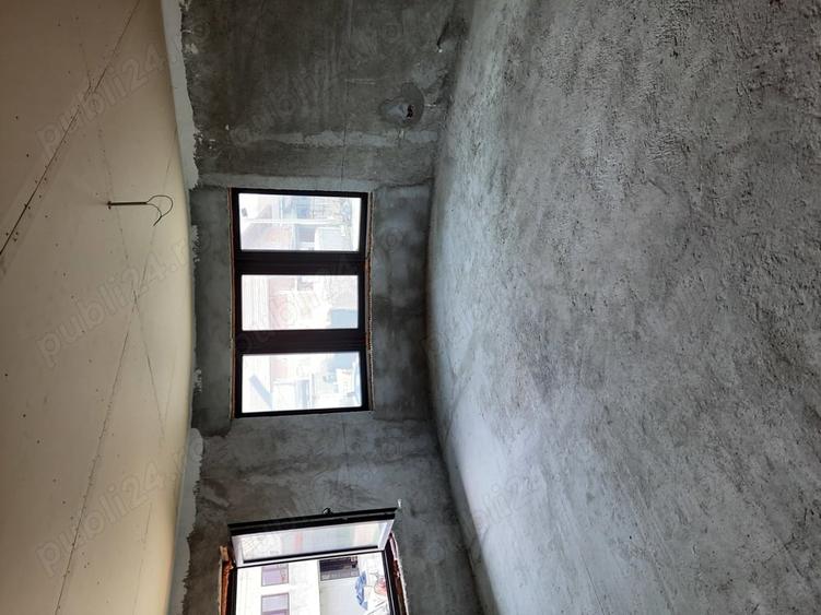 Casă cu 4 camere cu Teren 300 Mp în Căpățânești