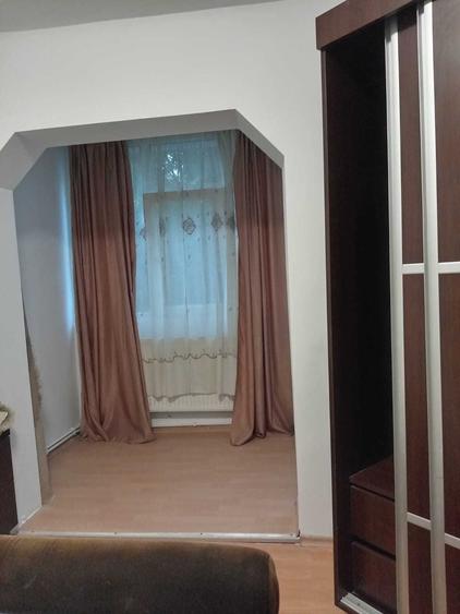 Apartament cu 2 camere decomandat în Mircea cel Bătrân