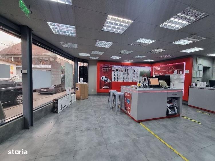 Spațiu comercial, de 70 mp, în Central