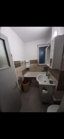 Apartament cu 2 camere decomandat în Tudor