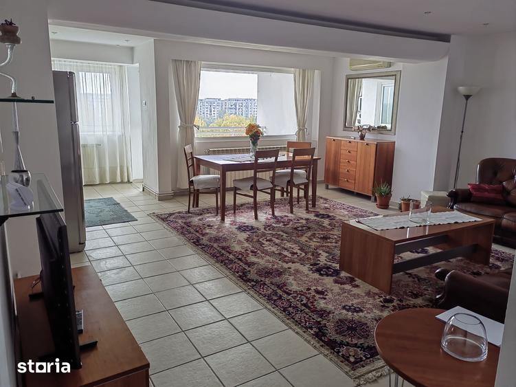 Apartament cu 3 camere în Unirii