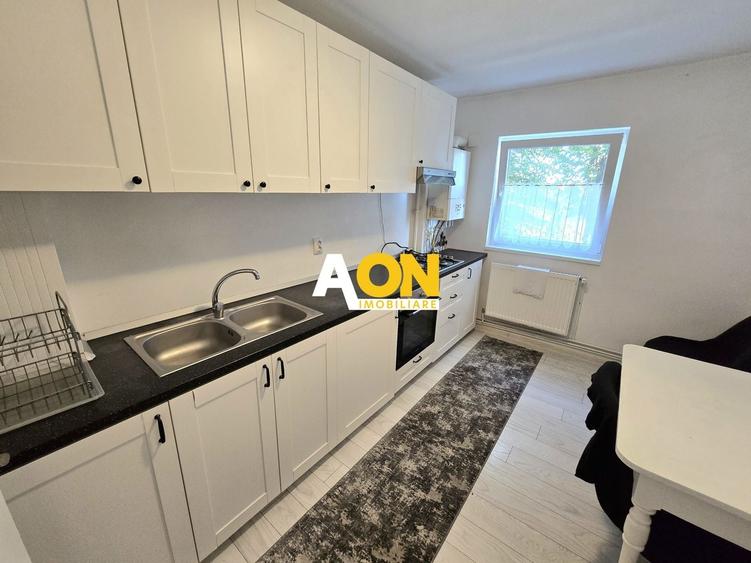 Apartament cu 4 camere decomandat, mobilat în Cetate