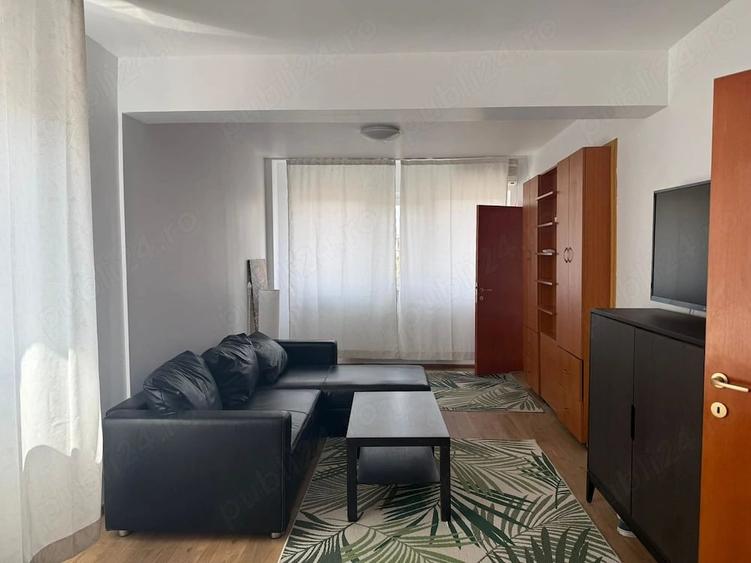 Apartament cu 2 camere semidecomandat în Ultracentral