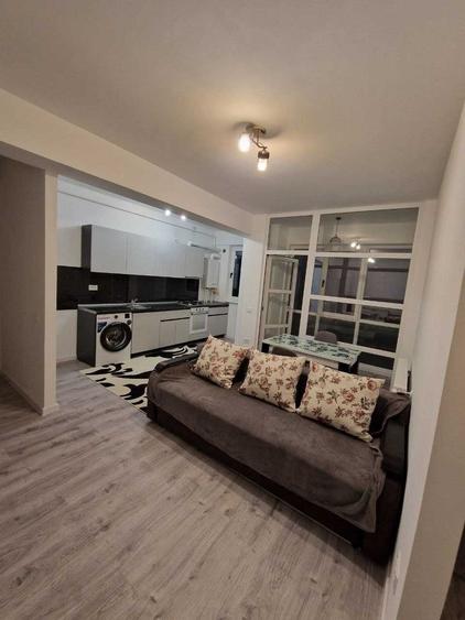 Apartament cu 2 camere semidecomandat în Exterior Vest