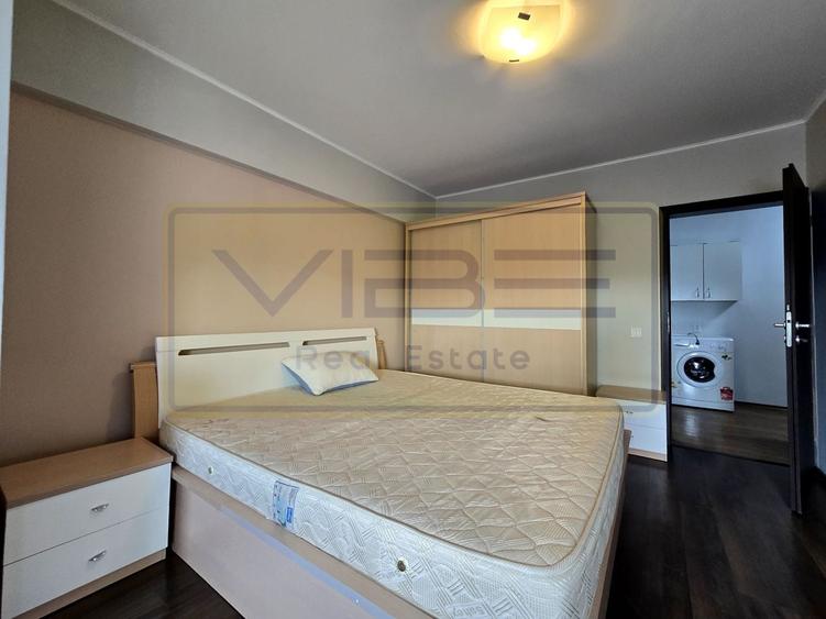 Apartament cu 4 camere decomandat, mobilat în Central