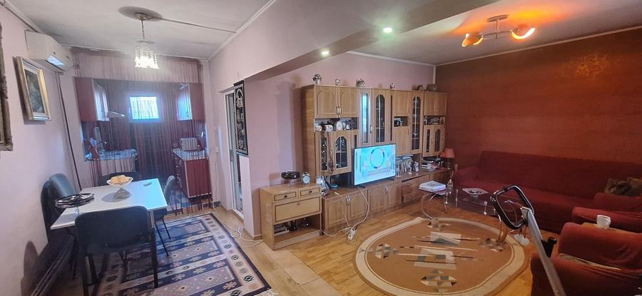 Apartament cu 2 camere decomandat în Cățelu