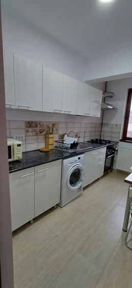 Apartament cu 2 camere decomandat în Fundeni