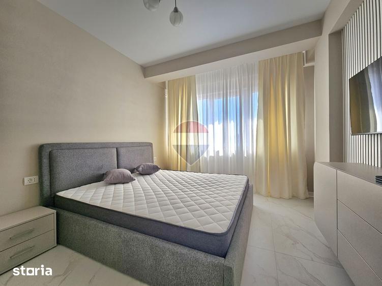 Apartament cu 2 camere decomandat în Palazu Mare