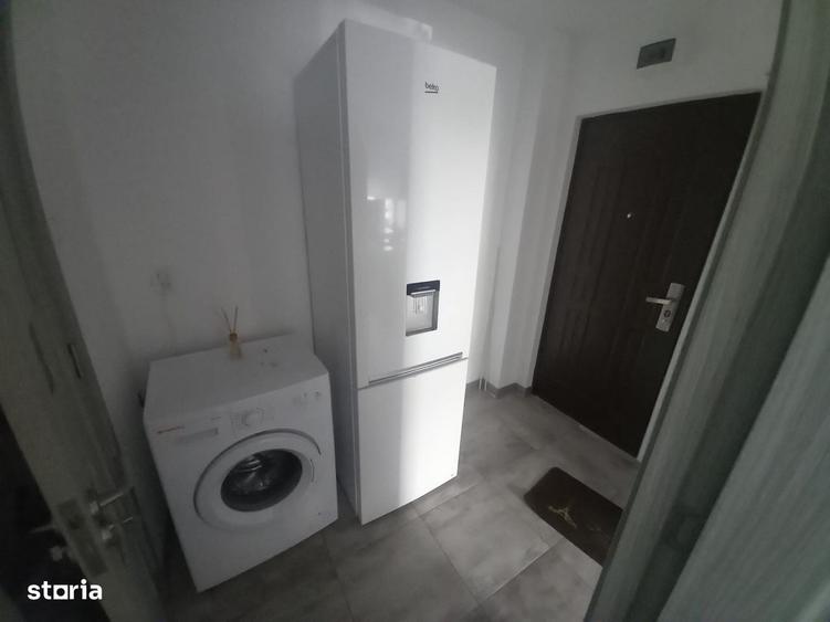 Garsonieră decomandată în Central