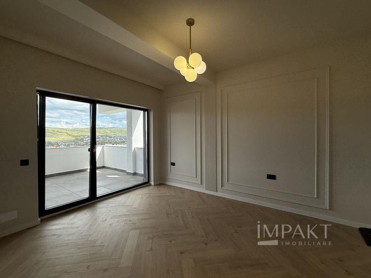 Duplex cu 4 camere cu Canalizare în Chinteni