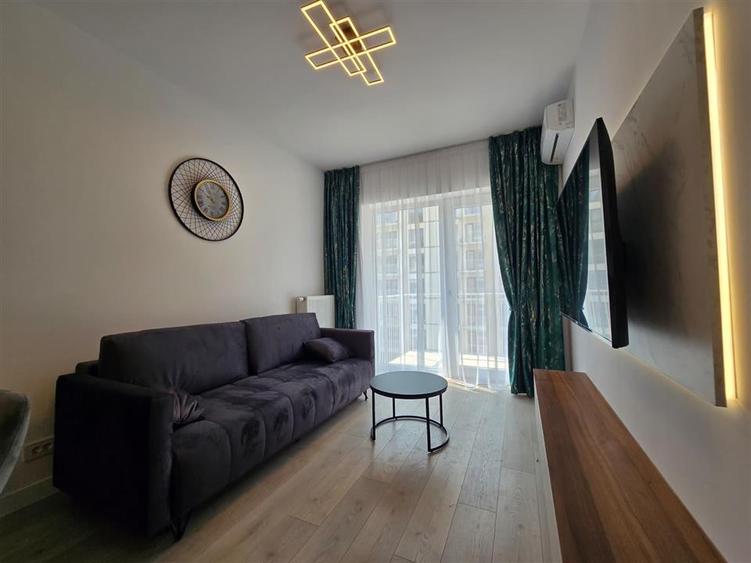 Apartament cu 2 camere decomandat în Podu Roș