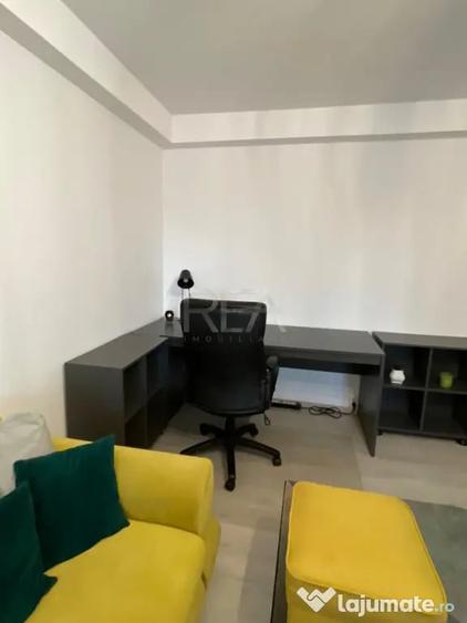 Apartament cu 3 camere decomandat în Sebastian