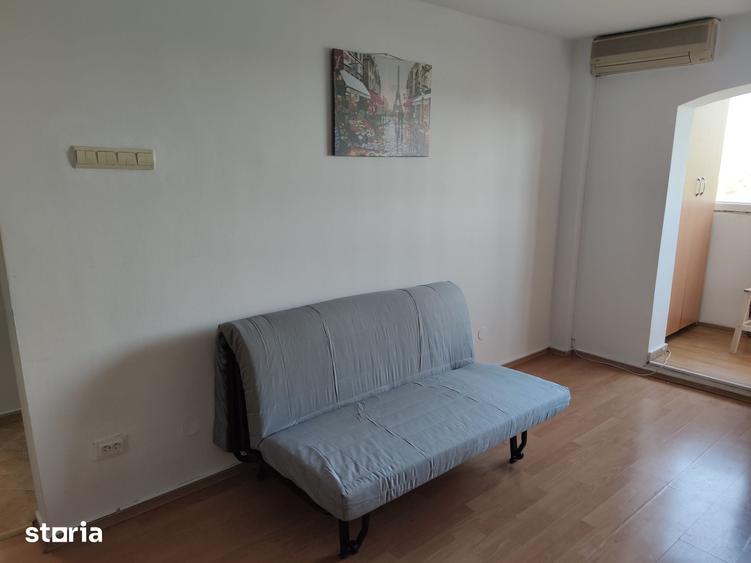 Garsoniera moderna Titan Diham bd. Basarabia bloc mixt 1980 - 15