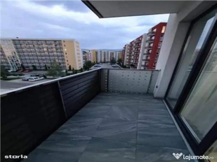 Apartament cu 2 camere decomandat în Avantgarden