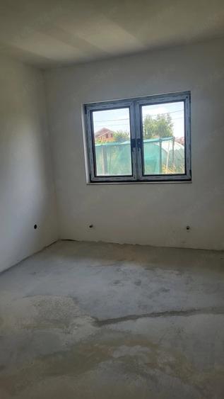 Casă cu Teren 428 Mp în Cihei