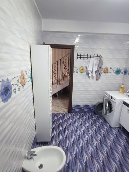 Casă individuală cu 4 camere cu Canalizare în Doamna Ghica