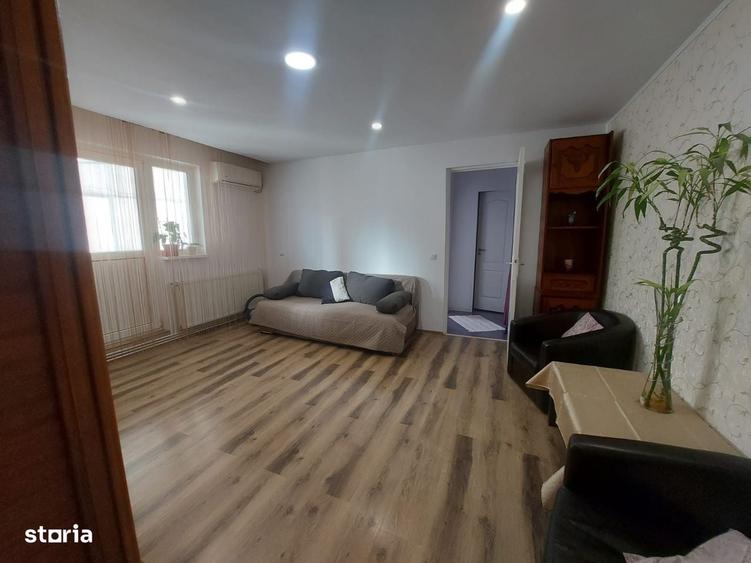 Apartament cu 2 camere semidecomandat în Micro 11
