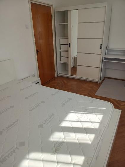 Apartament cu 3 camere decomandat în Grigorescu
