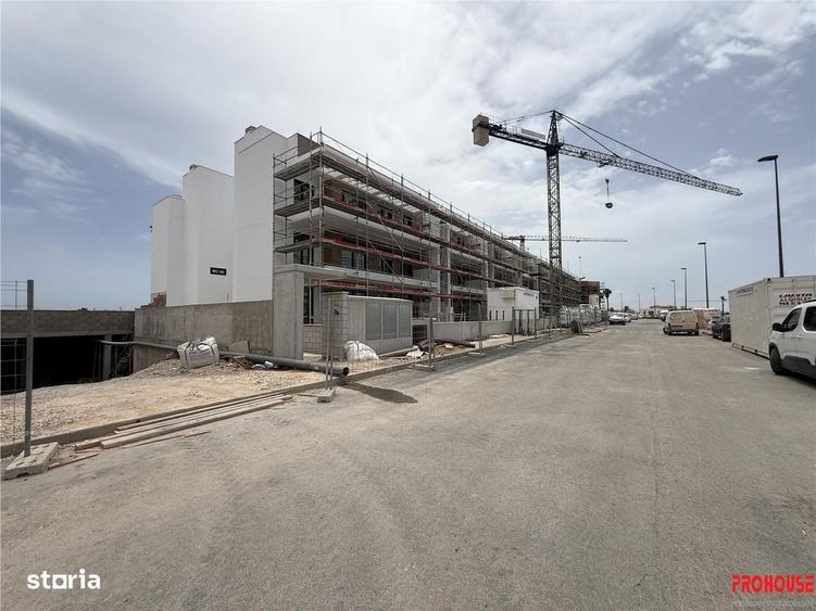 Apartament cu 4 camere în Beba Veche