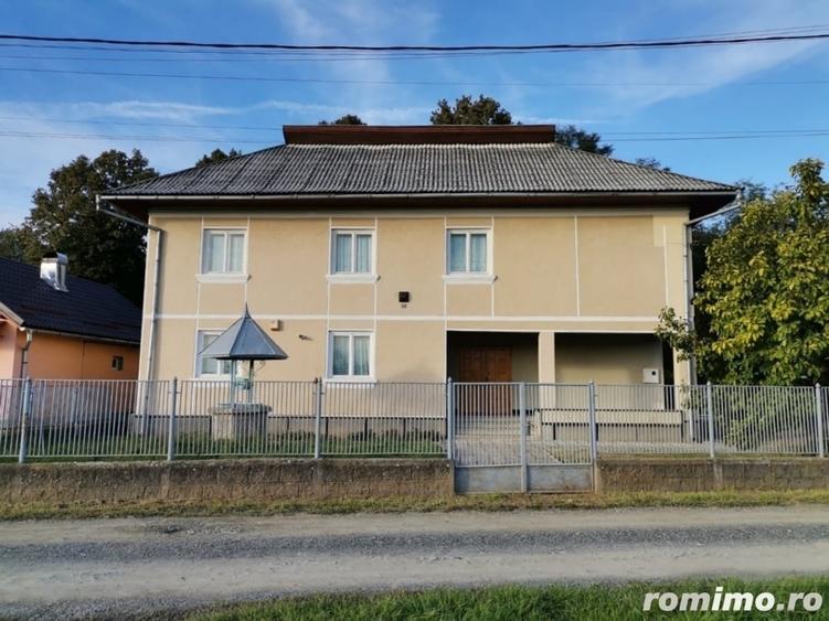 Casă cu 5 camere în Central