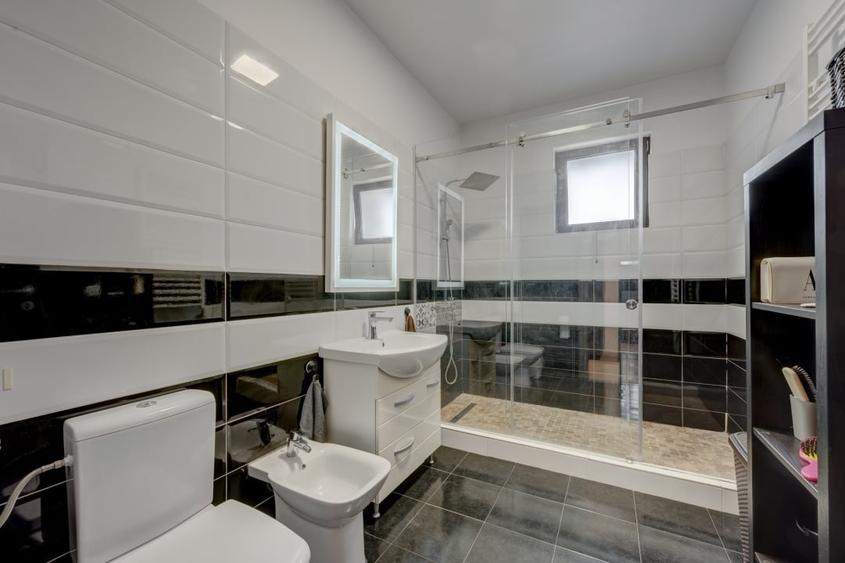 Apartament cu 3 camere decomandat, mobilat în Dobroești