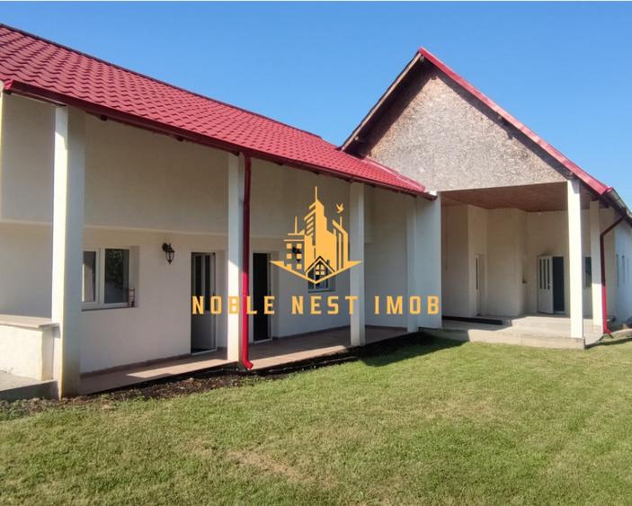 Casă cu 5 camere cu Teren 2500 Mp în Central