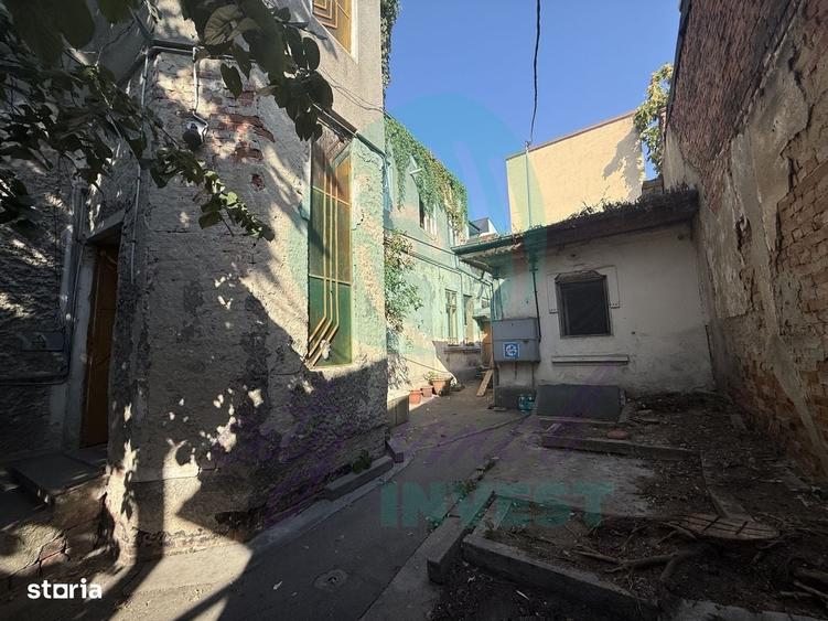 Casă cu 4 camere în Vitan