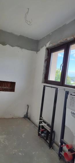 Casă cu Teren 450 Mp în Valea Mare