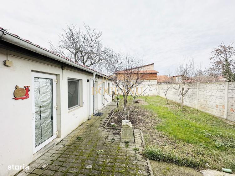 Casă cu 9 camere cu Canalizare în Iosefin