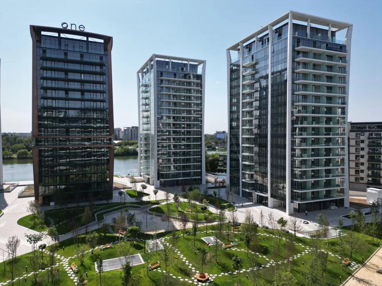 Apartament cu 3 camere decomandat în Floreasca