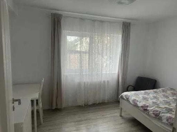 Casă cu 3 camere cu Teren 400 Mp în Berceni