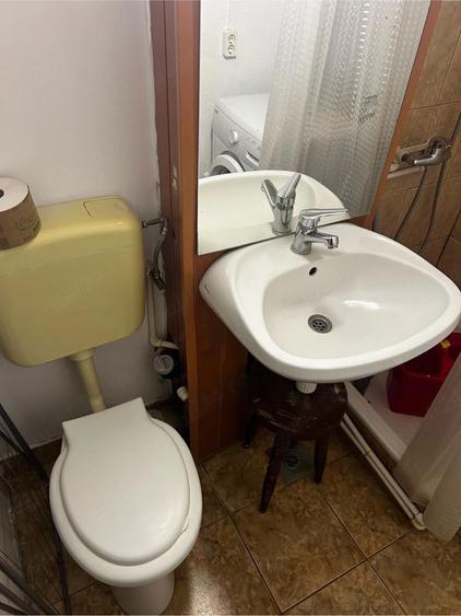 Garsonieră decomandată în Confecții