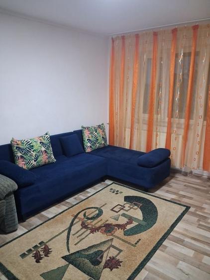 Apartament cu 2 camere semidecomandat în Tineretului