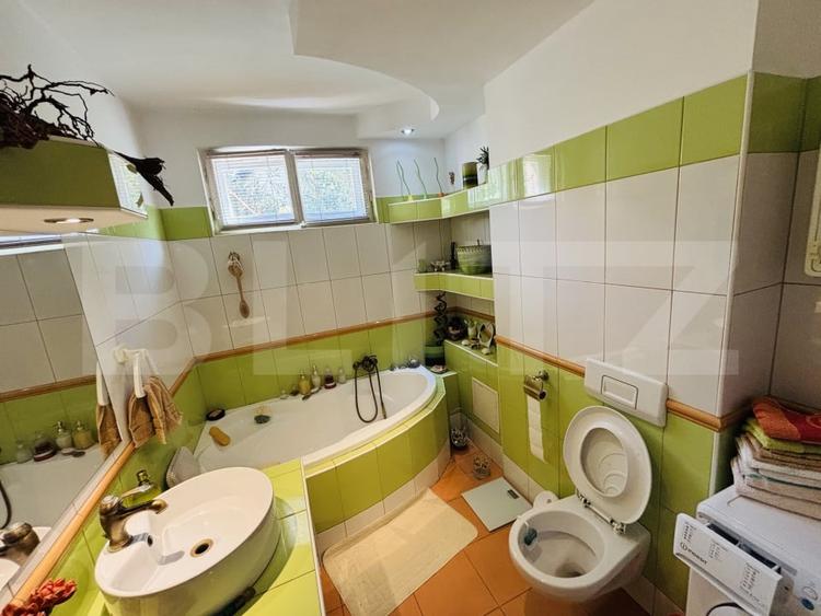 Apartament cu 3 camere decomandat, mobilat în Centrul Istoric